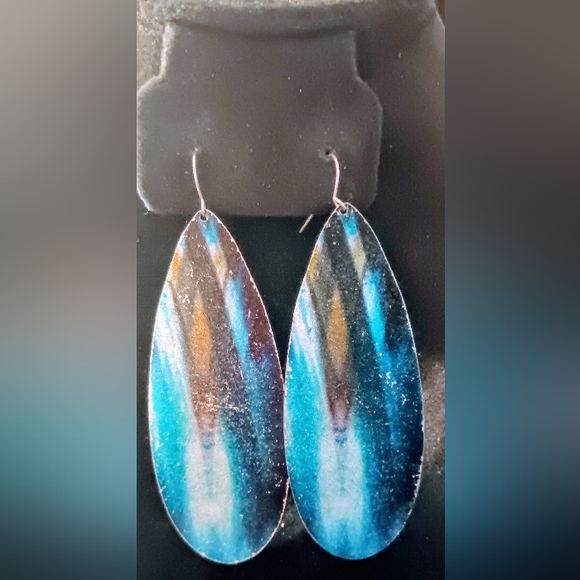 Muit-Color Big long 3.4 inch silver tone Earrings. - Picture 3 of 11